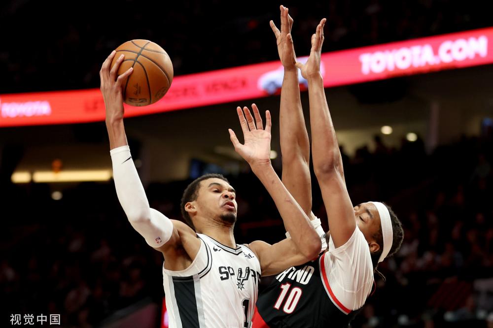 助球员们尽 助球员们尽