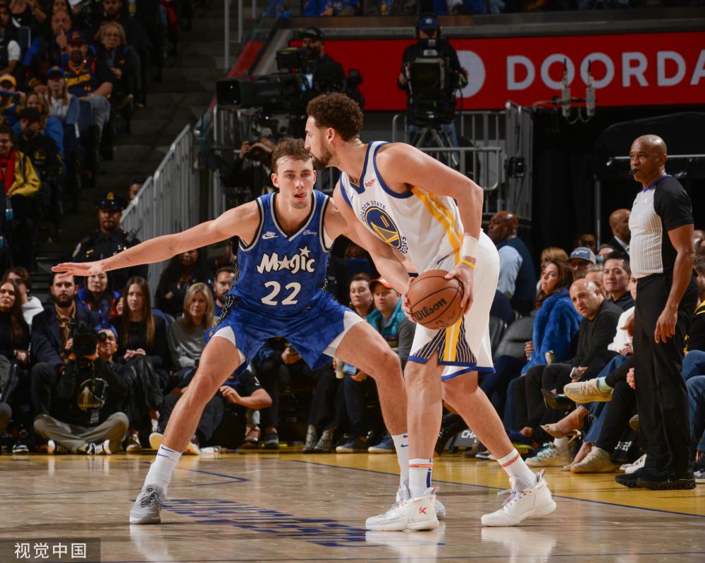 凯尔特人必 凯尔特人必